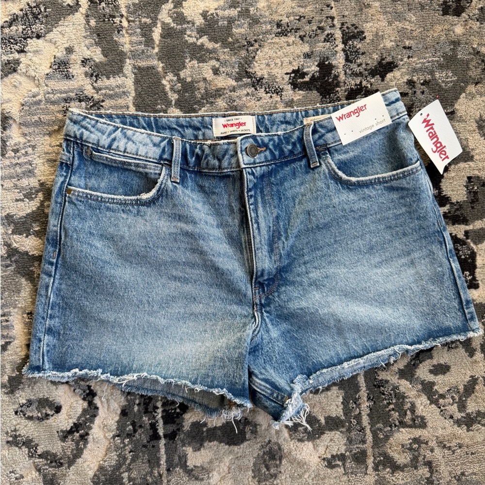 Wrangler Women's Classic Blue Jean Shorts Size 12